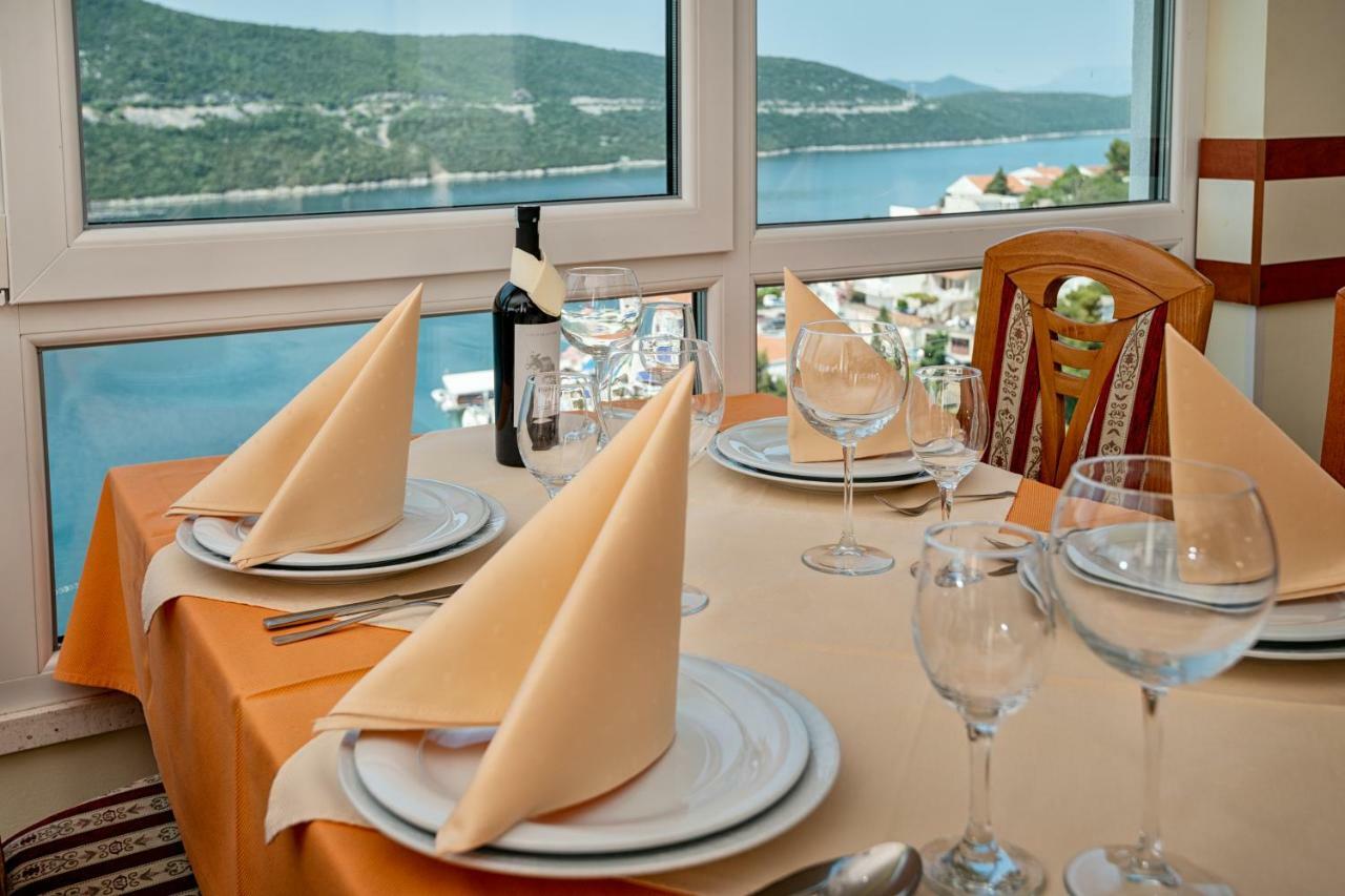 Hotel Adria Неум Екстериор снимка