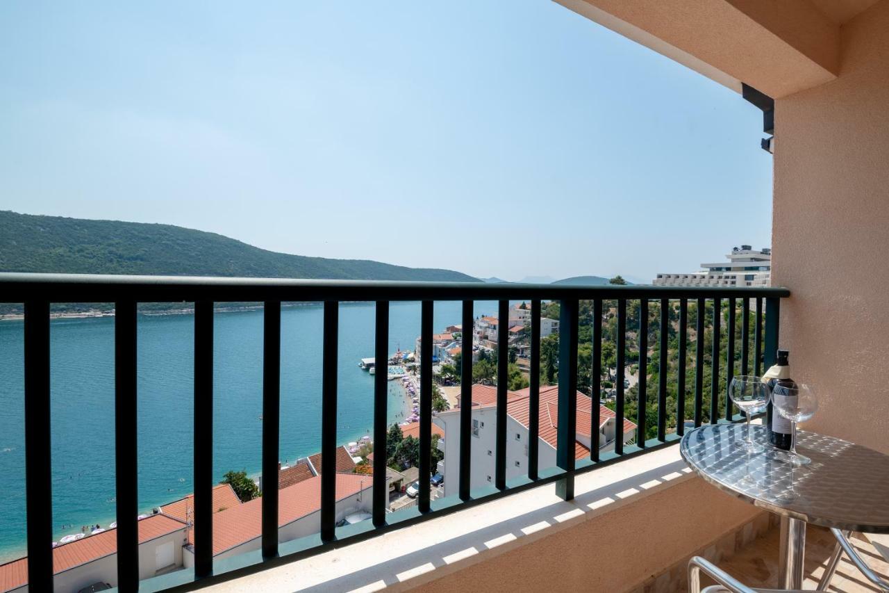 Hotel Adria Неум Екстериор снимка